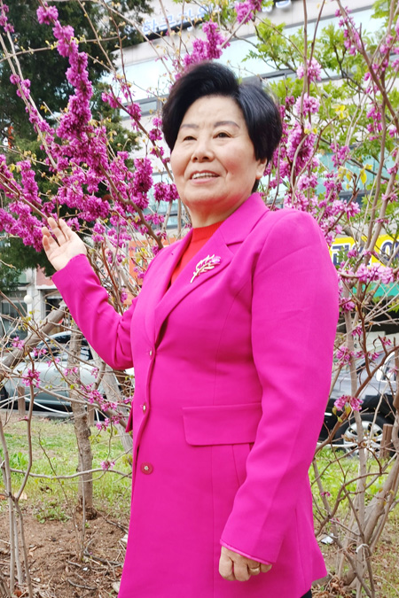 躹